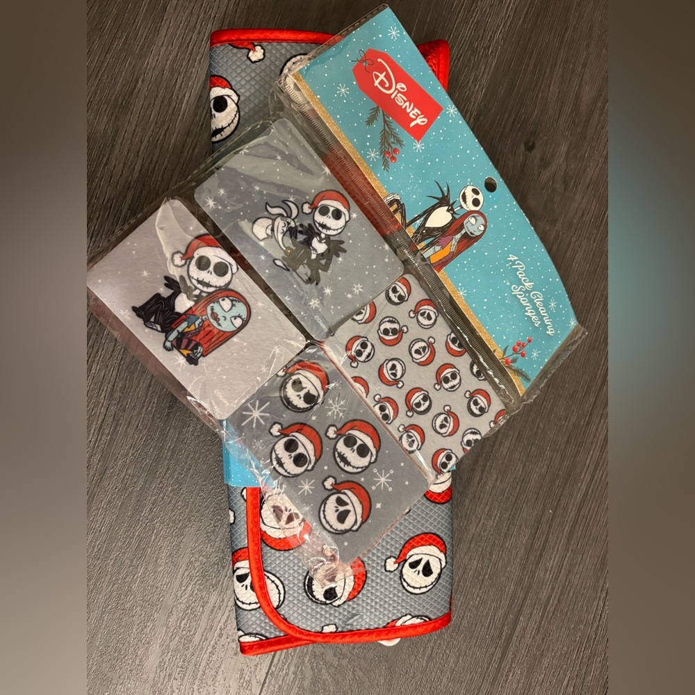 🎄Disney Nightmare Before Christmas Holiday Kitchen Set NEW IN PACKAGING!🎄 - Picture 4 of 4